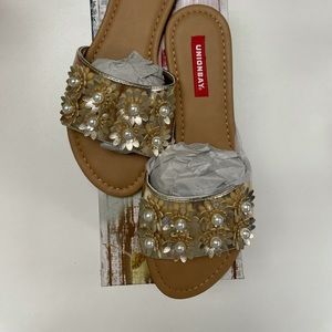 Unionbay metallic sandal slides US8.5